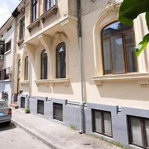 2br Blue Cloud In The Centre Bucureşti