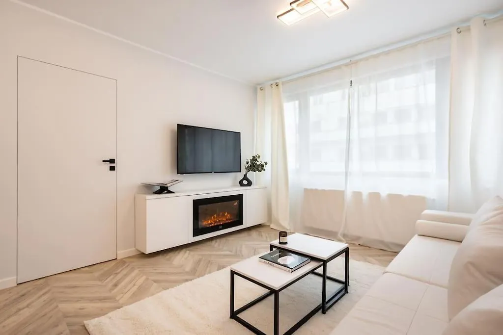 Mellow - Calea Victoriei - 2Br Luxury Apartment Bucharest 0*,  Romania