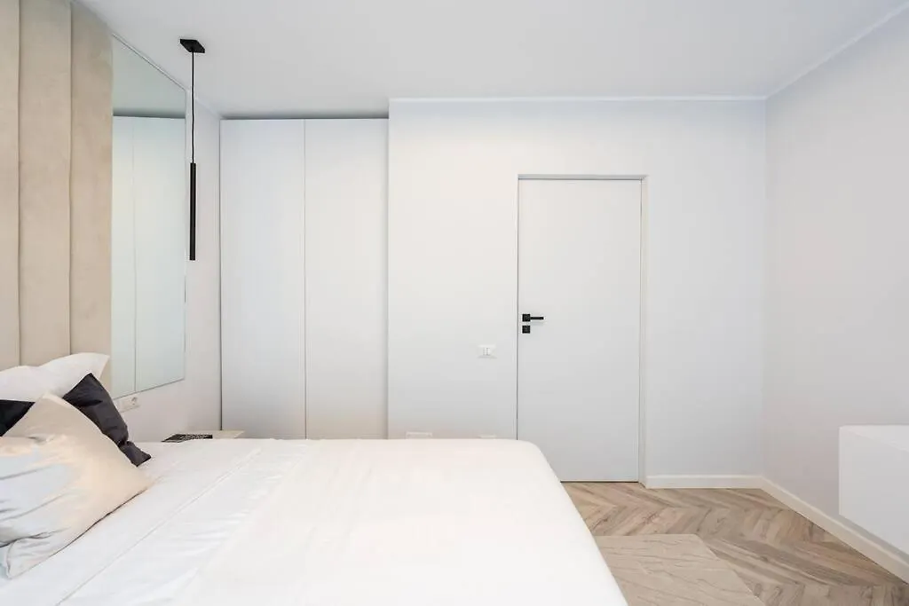 Mellow - Calea Victoriei - 2Br Luxury Apartment Bucharest